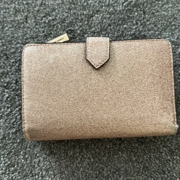 Authentic Kate spade rose gold glitter wallet - Picture 4 of 9